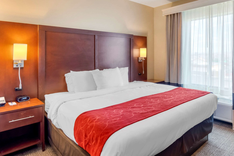 Bedroom 3, Comfort Suites St George - University Area, Washington