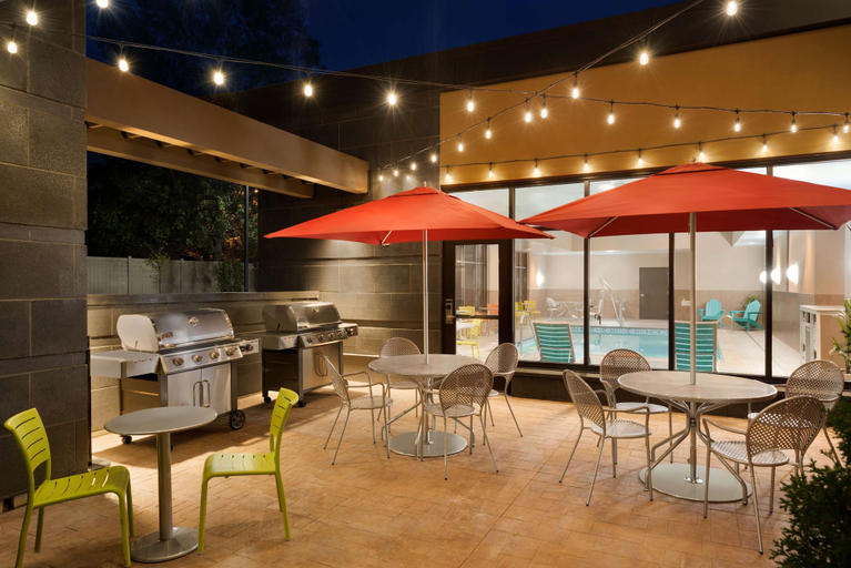 Food & Drinks 5, Home2 Suites by Hilton Joliet/Plainfield, Will