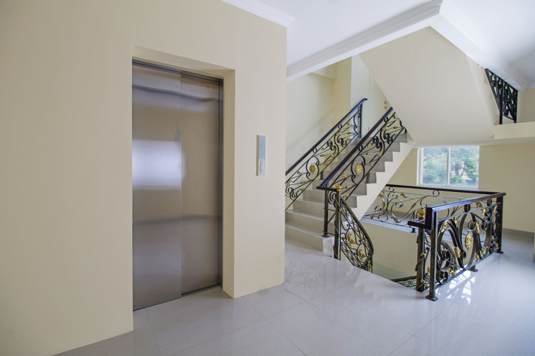 Others 5, RedDoorz Plus @ Cideng Barat, Central Jakarta
