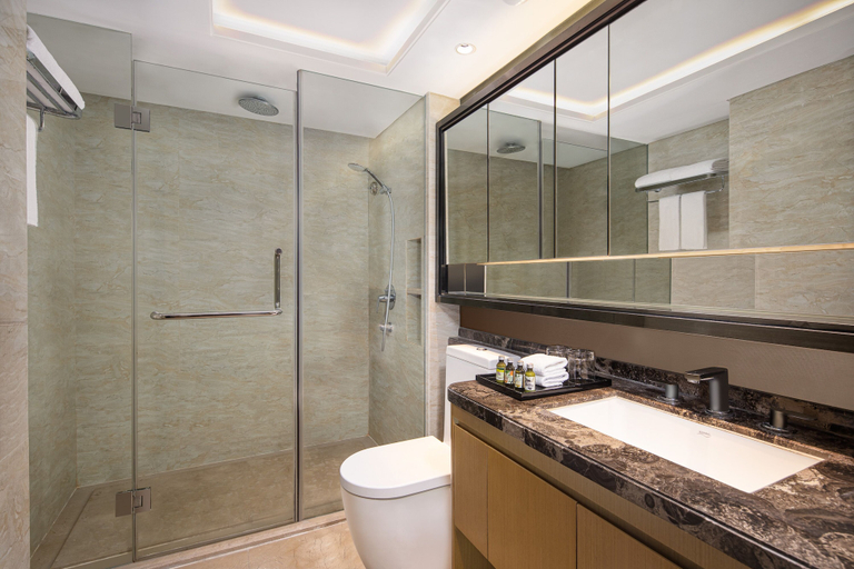 Bathroom 4, Somerset Grandview Shenzhen, Shenzhen