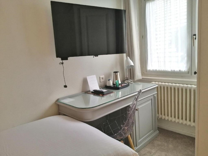 Bedroom 3, Best Western Plus Au Cheval Blanc Mulhouse Nord, Haut-Rhin