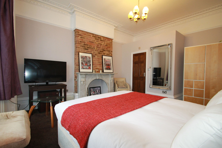 Bedroom 3, Manor House London, London
