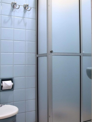 Bathroom 5, Hotel Emacite Flex, Mafra