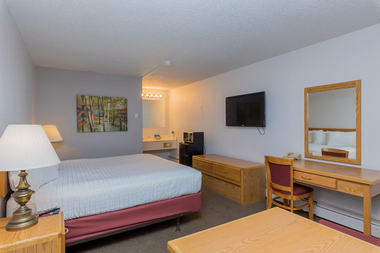 Bedroom 3, Motel 8 Rock Springs, Sweetwater