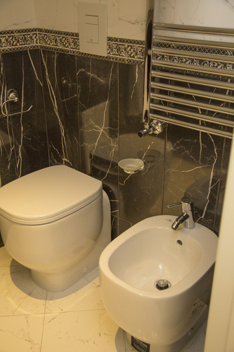 Bathroom 4, Santa Chiara Boutique Hotel, Napoli
