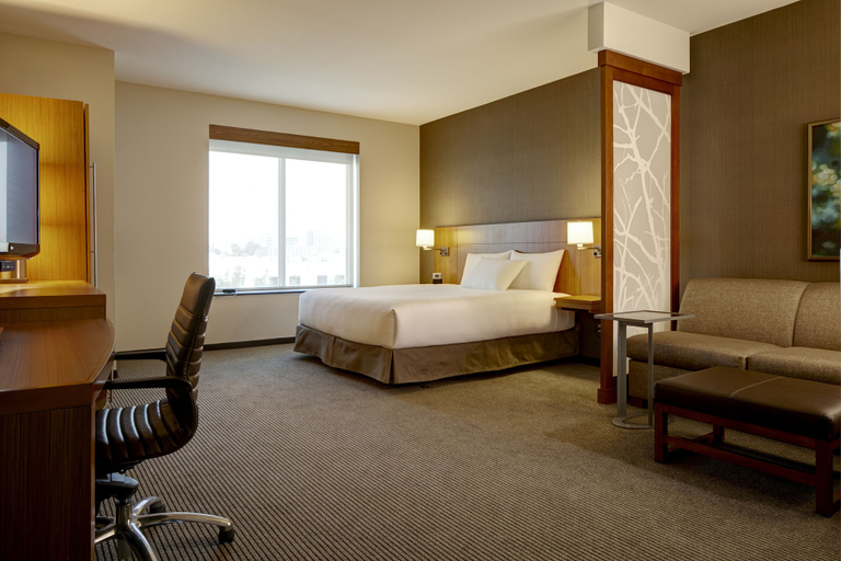 Bedroom 4, Hyatt Place DFW, Tarrant