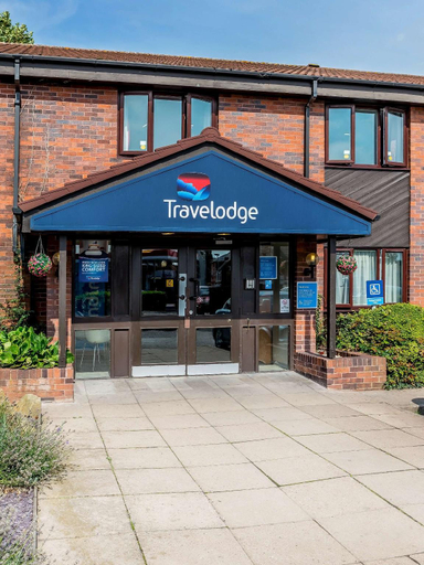Exterior & Views 1, Travelodge Rugeley, Staffordshire