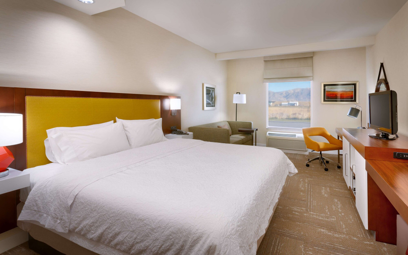 Bedroom 4, Hampton Inn Tremonton, Box Elder