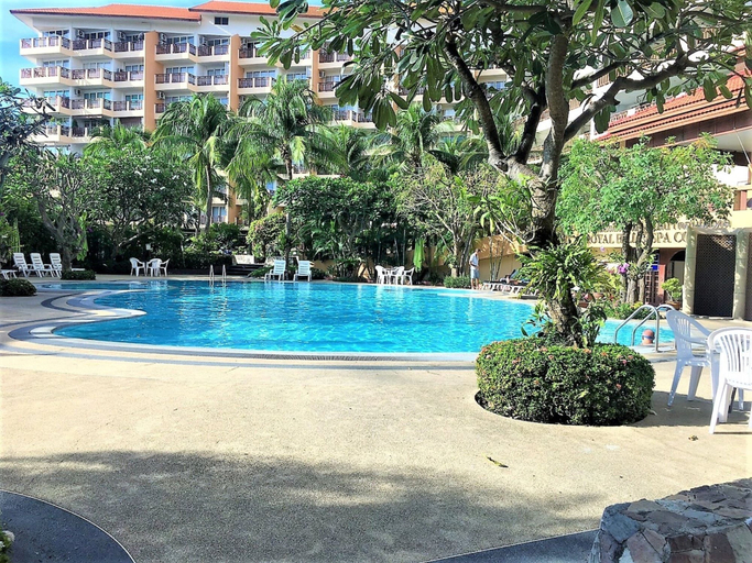 Sport & Beauty 5, Royal Hill Resort Pattaya Corner Condo With sea & Pool Views, Pattaya