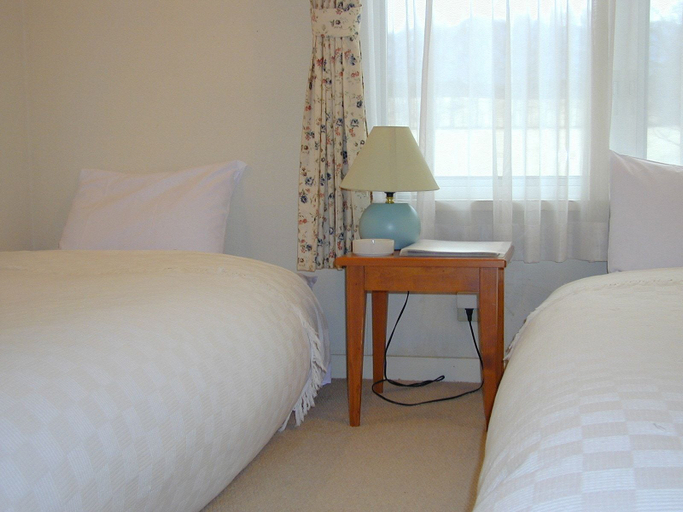 Bedroom 2, Blue in Green, Hokuto