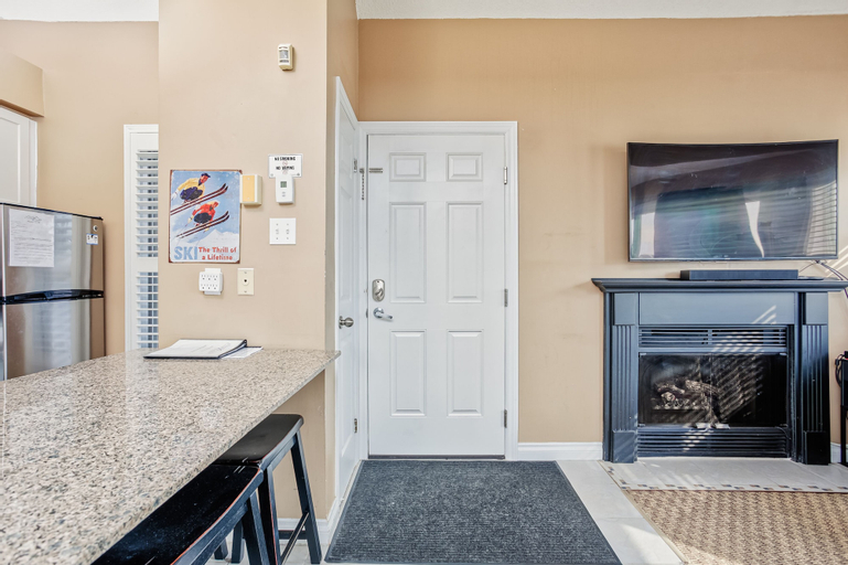 Dining Room 19
