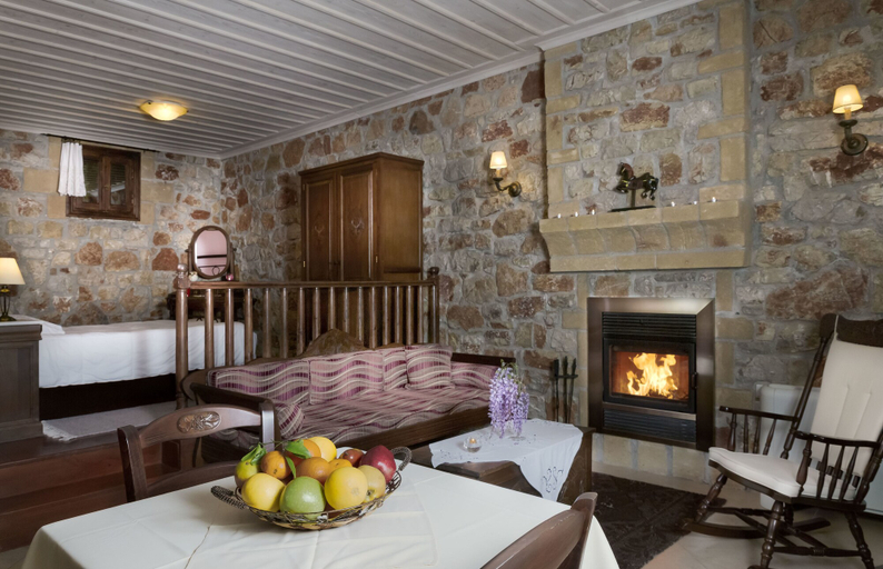 Bedroom 5, Klymeni Traditional Homes, Peloponnese