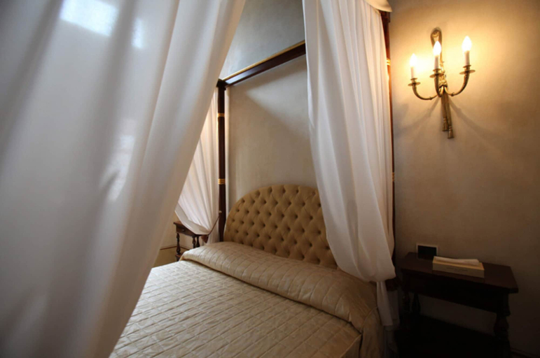 Bedroom 4, Fortino Napoleonico, Ancona