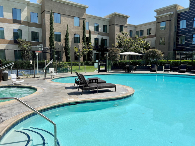 Sport & Beauty 5, Holiday Inn Carlsbad by IHG, San Diego