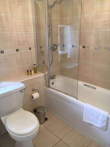 Bathroom, Ballifeary Guest House, Highland
