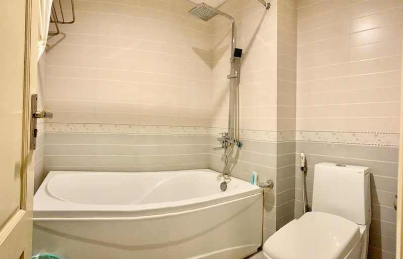 Bathroom 4, HANZ Regal Hotel Hanoi, Ba Đình