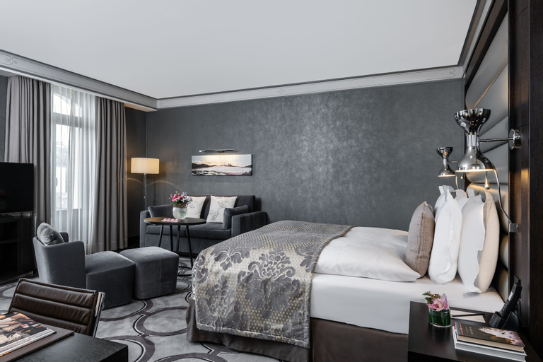 Bedroom 25