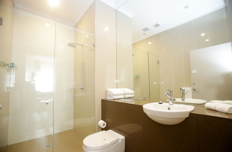 Bathroom 4, Hotel Bondi, Sydney
