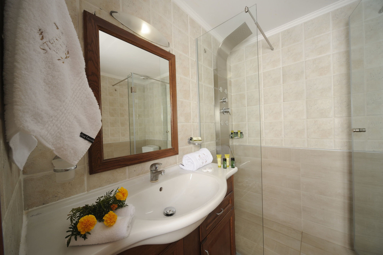 Bathroom 4, Stefanos Village, Crete
