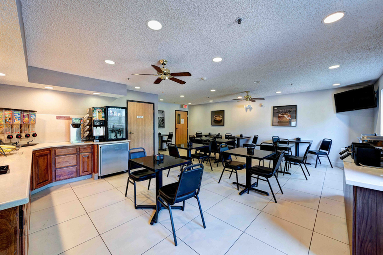 Others 5, SureStay Plus Hotel by Best Western Redding, Shasta