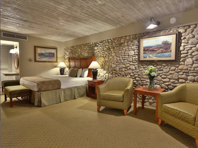 Bedroom 3, The Inn Of The Hills, Kerr