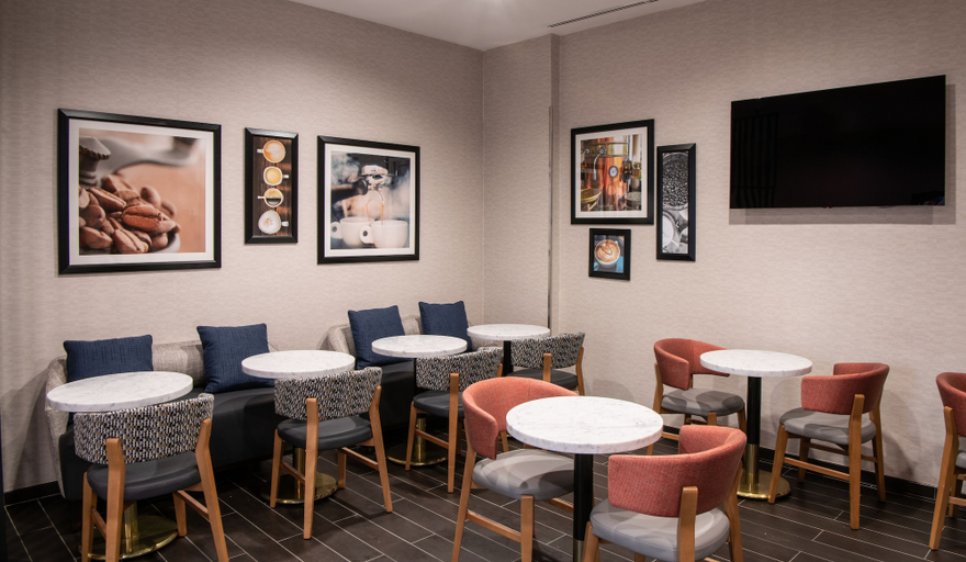 Food & Drinks 5, Hyatt Place New York Midtown South, New York