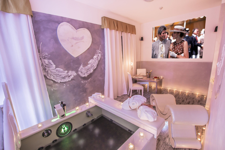 Bedroom 3, Hotel Butterfly - We Suite, Lucca