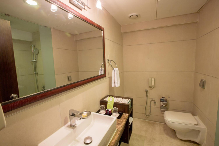 Bathroom 5, Regenta Central Harimangla, Bharuch