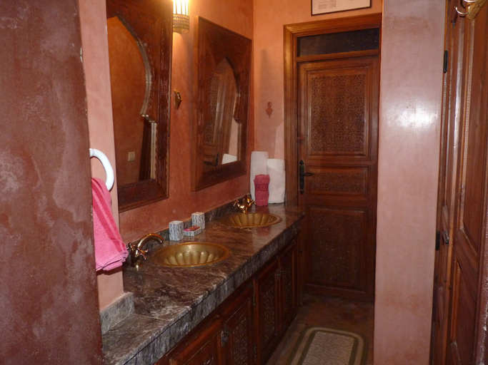 Bathroom 5, Riad Marlinea, Rabat