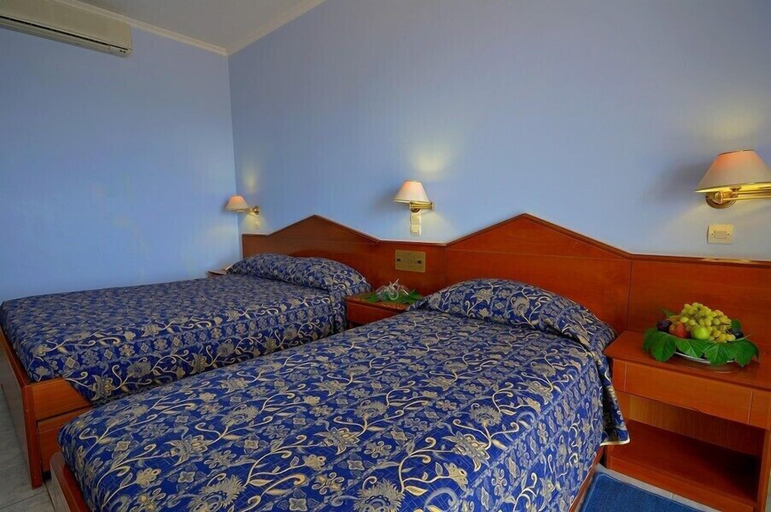 Bedroom 3, Hotel Astir Palace, Ionian Islands