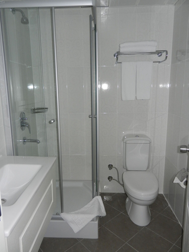 Bathroom 4, Hawaii Hotel, Marmaris