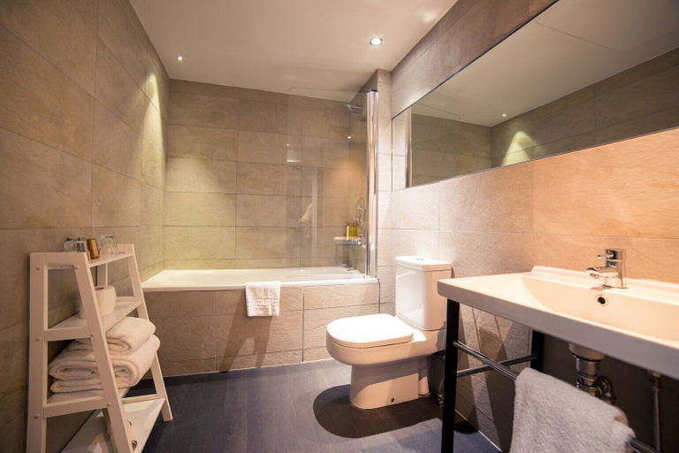 Bathroom 4, Grey Street Hotel, Newcastle upon Tyne