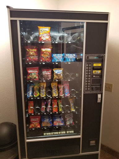 Food & Drinks 5, Super 8 by Wyndham Cody, Park