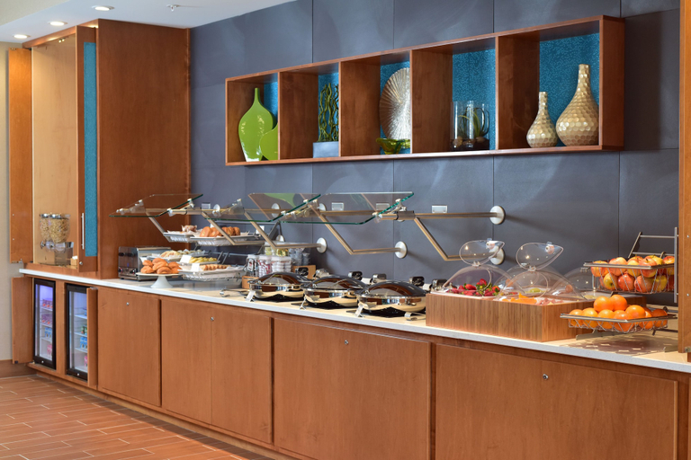 Food & Drinks 5, SpringHill Suites Wisconsin Dells, Sauk