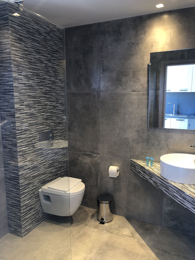 Bathroom 5, Filoxenia Studios, Central Macedonia