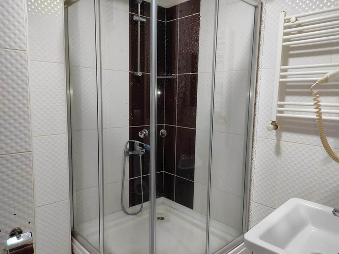 Bathroom 4, loss pera otel, Beyoğlu