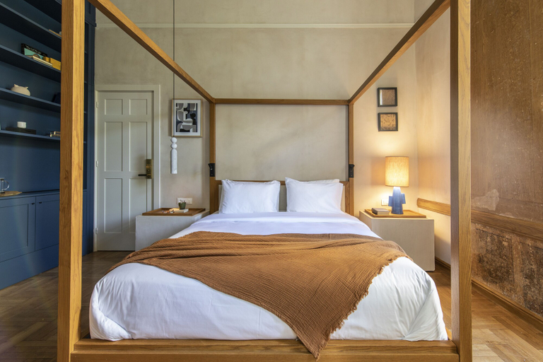 Bedroom 4, Monsieur Didot, Attica