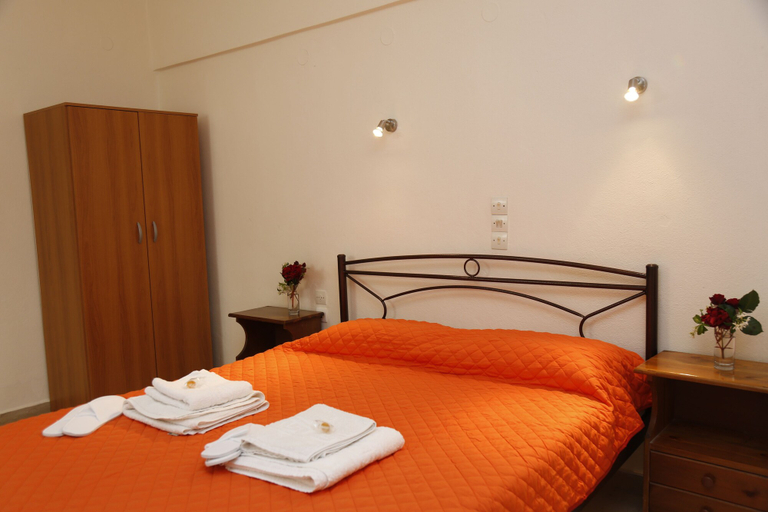 Bedroom 3, Aristides Studios, Ionian Islands