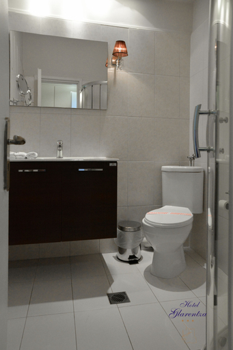 Bathroom 4, Glarentza, West Greece