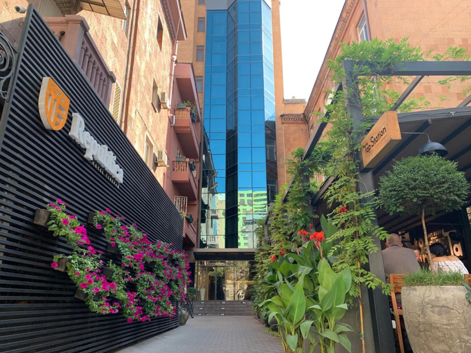 Exterior & Views 2, Republica Hotel Yerevan, Yerevan