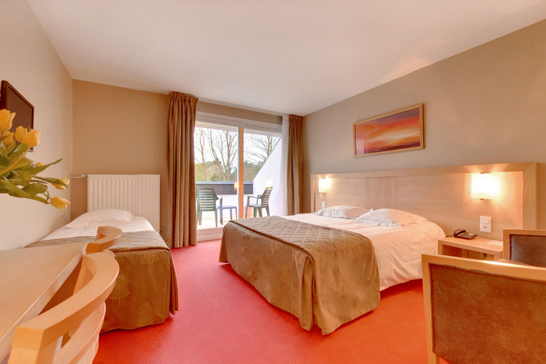 Bedroom 2, HÔTEL LE RÉGINA, Pas-de-Calais