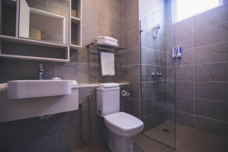 Bathroom 4, Aman Hills Hotel, Bandar Seri Begawan