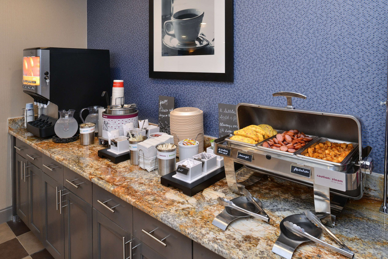 Food & Drinks 5, Hampton Inn Broussard-Lafayette Area, Lafayette