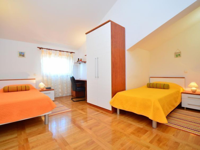 Bedroom 2, Villa Marina Betina, Murter