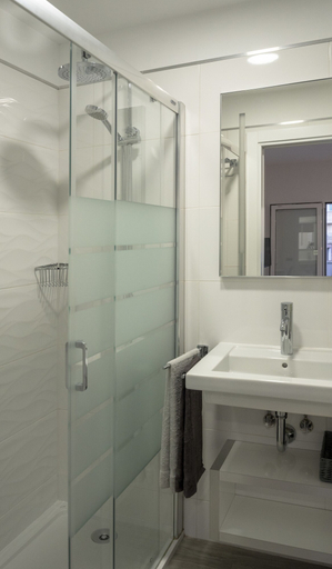 Bathroom 4, La Palmera Hotel Boutique, Las Palmas