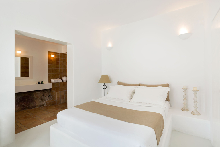 Bedroom 5, Aenaon Villas, South Aegean