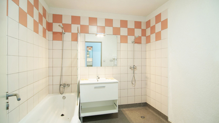 Bathroom 3, Résidence Les Chalets de l'Isard - Vacancéole, Pyrénées-Orientales