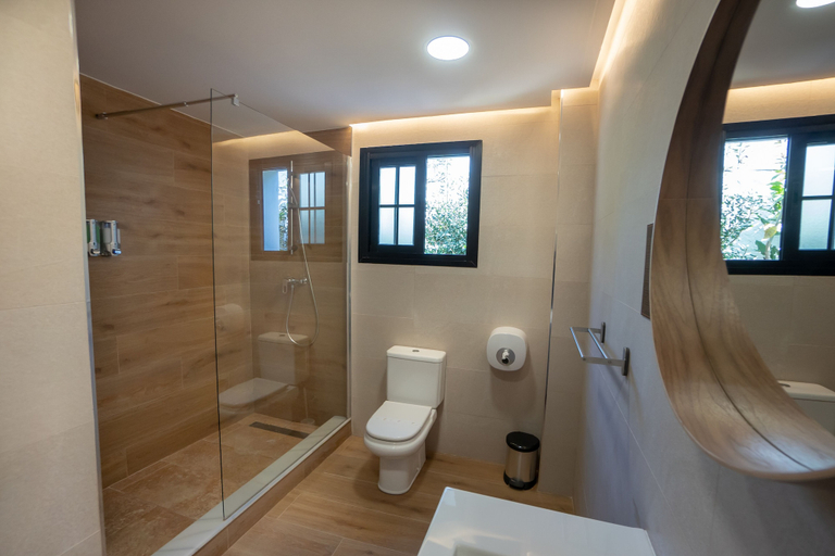 Bathroom 4, Hostal Casa Mercedes, Málaga