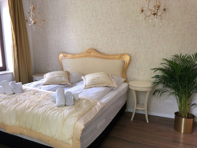 Bedroom 2, Boutique-Hotel 'Altes Rathaus', Rhein-Lahn-Kreis