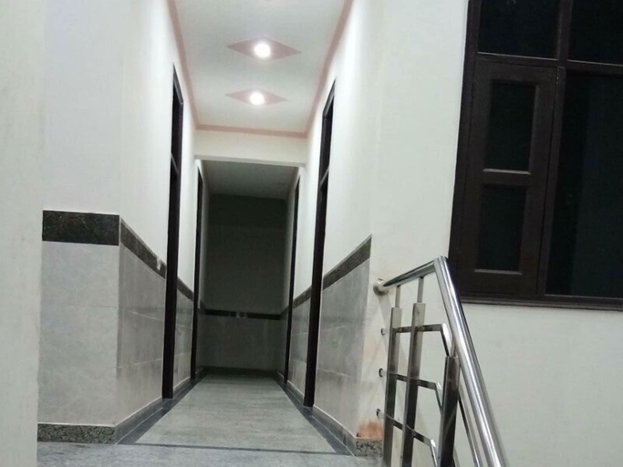 Others 4, A1 Guest House, Gurgaon